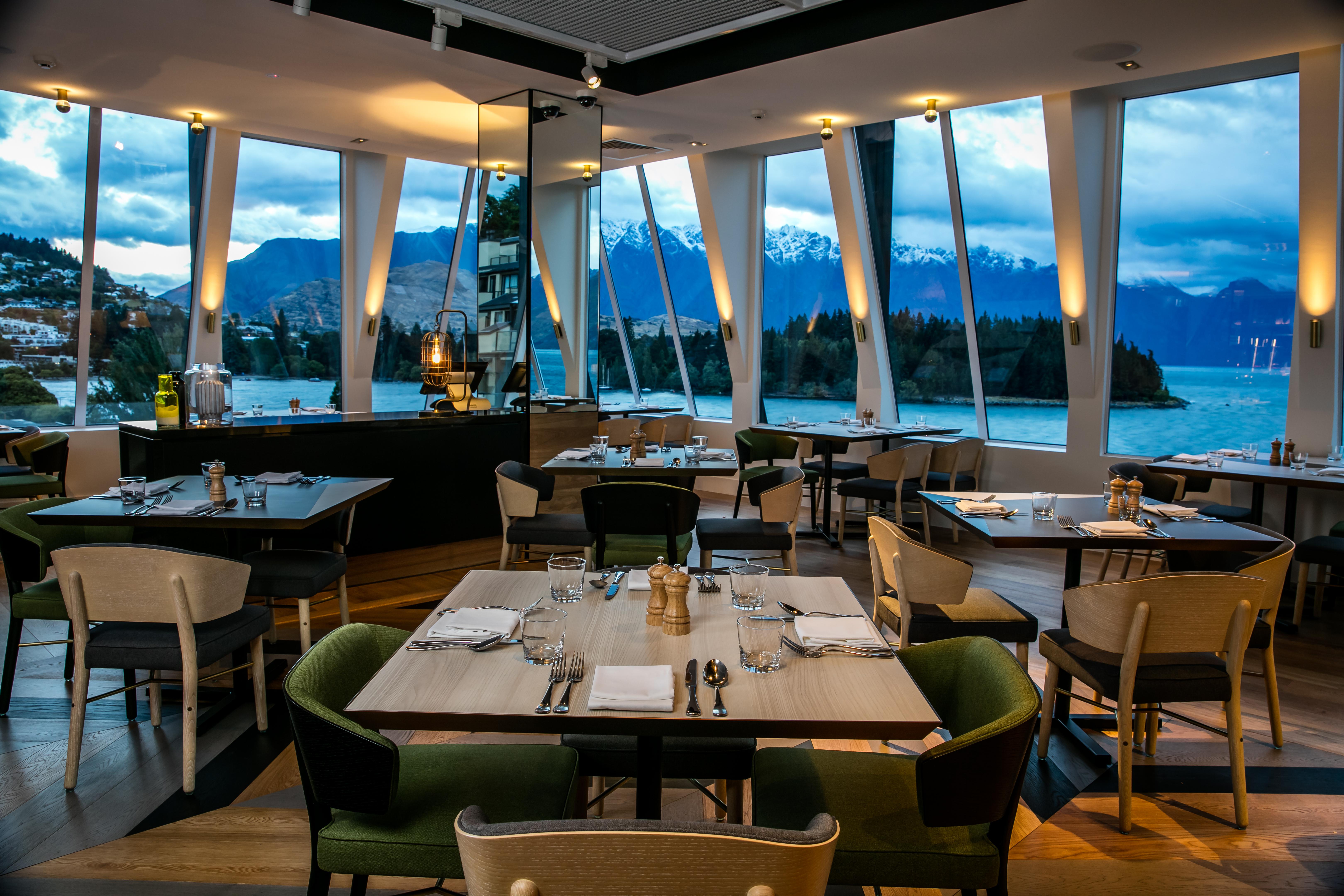 Qt Distretto di Queenstown Esterno foto The restaurant